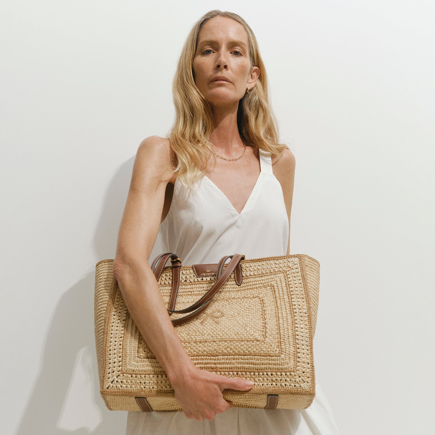 Raffia Bow Tote -

          
            Natural Raffia in Natural -
          

          Anya Hindmarch UK
